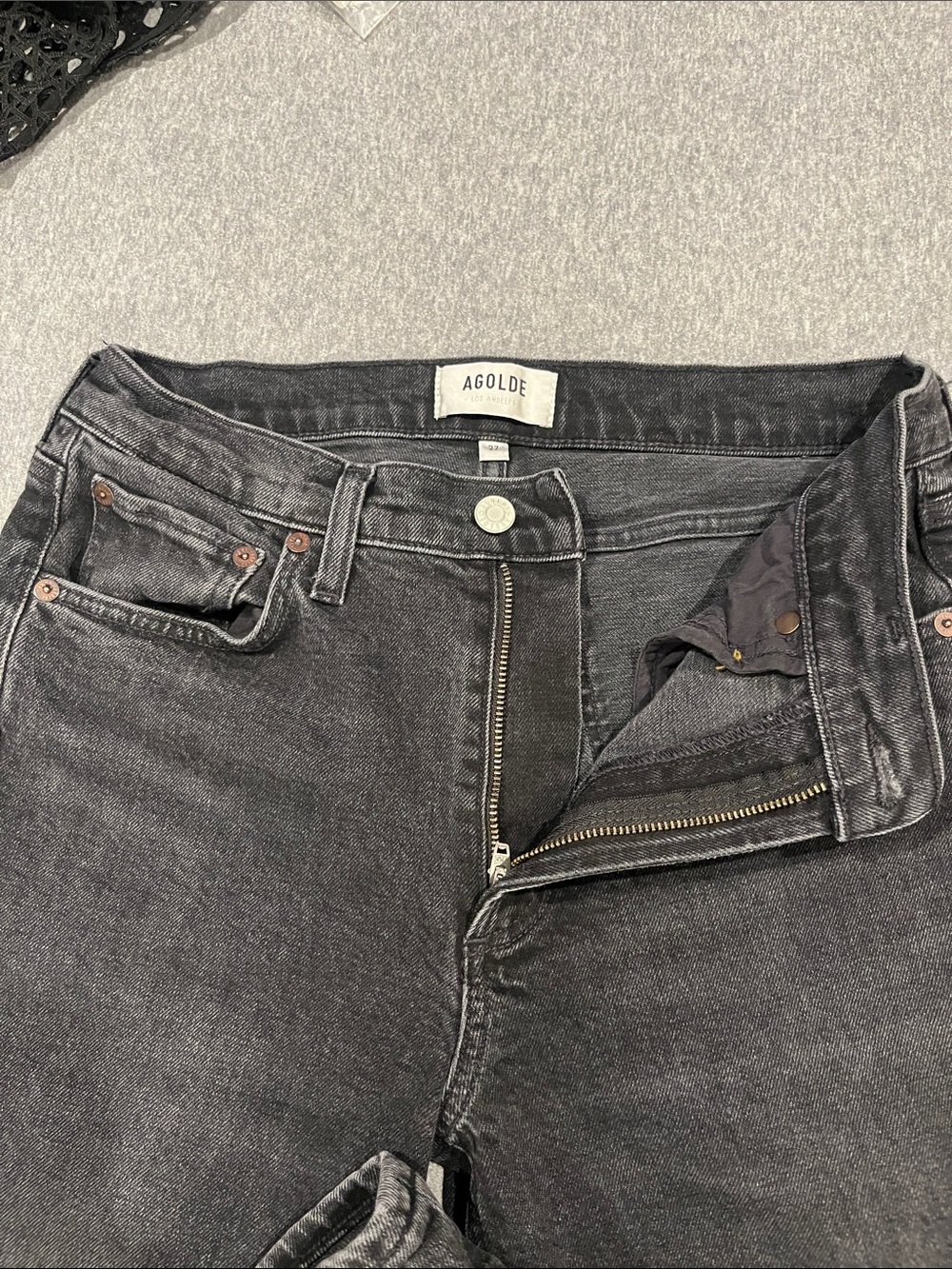 AGOLDE Lyle, slim, straight leg black denim jeans, size 27. - Picture 2 of 11